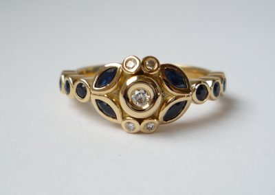 sapphire and diamond ring