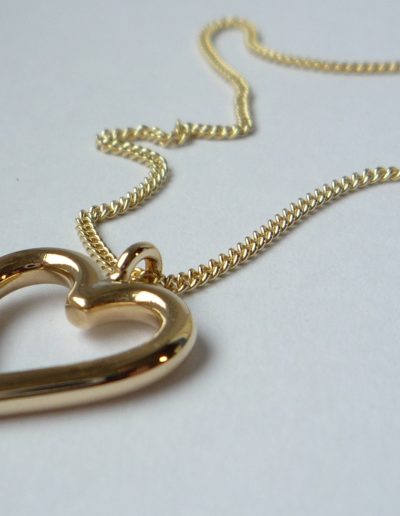 heart necklace